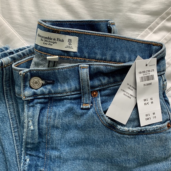 Abercrombie & Fitch Curve Love 90’s Straight Low Rise Jeans - Picture 2 of 6